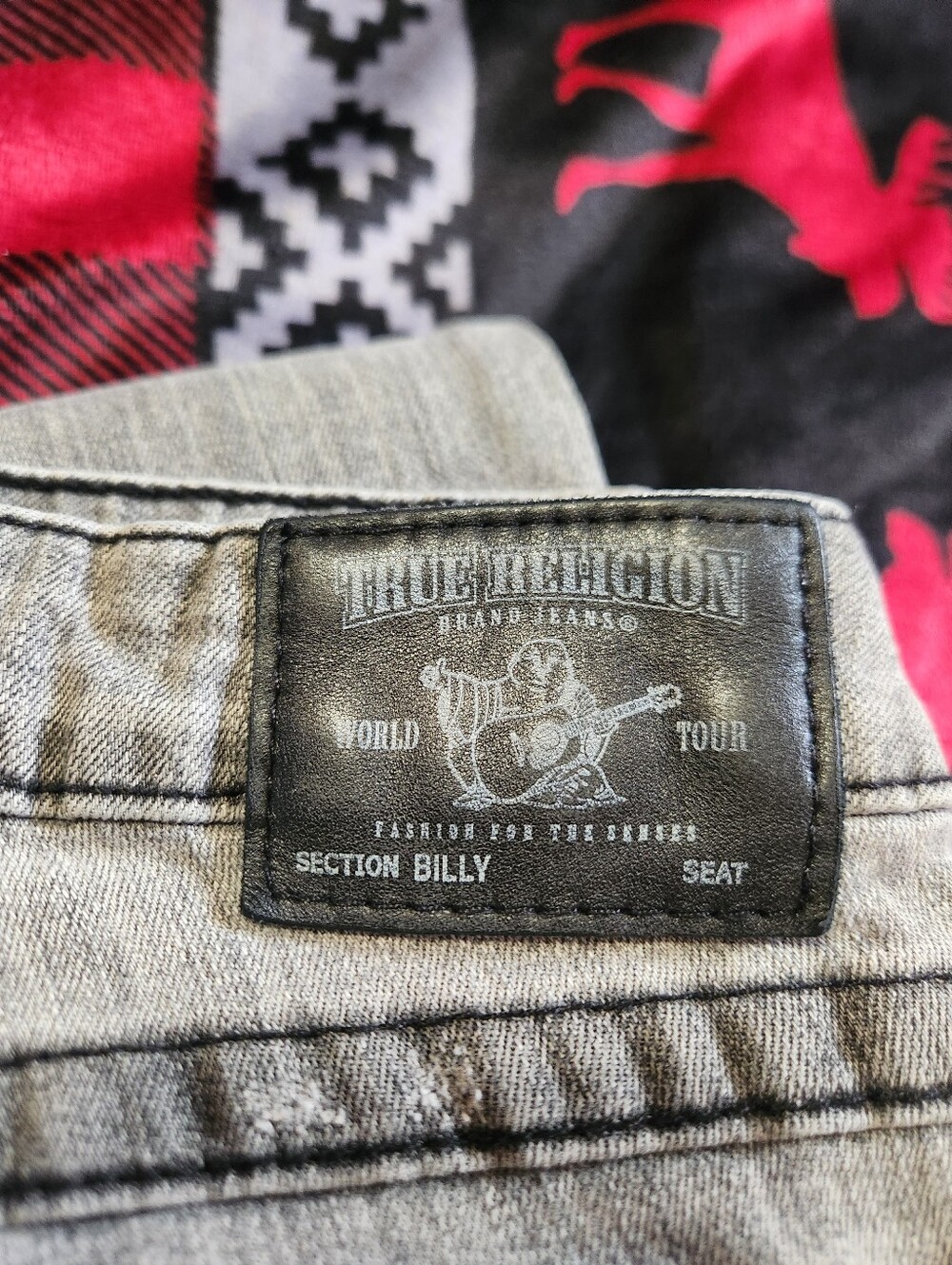 ​Y2K True Religion Billy Low Rise Grey Wash Flap Pocket Jeans 29 EUC - Picture 9 of 10